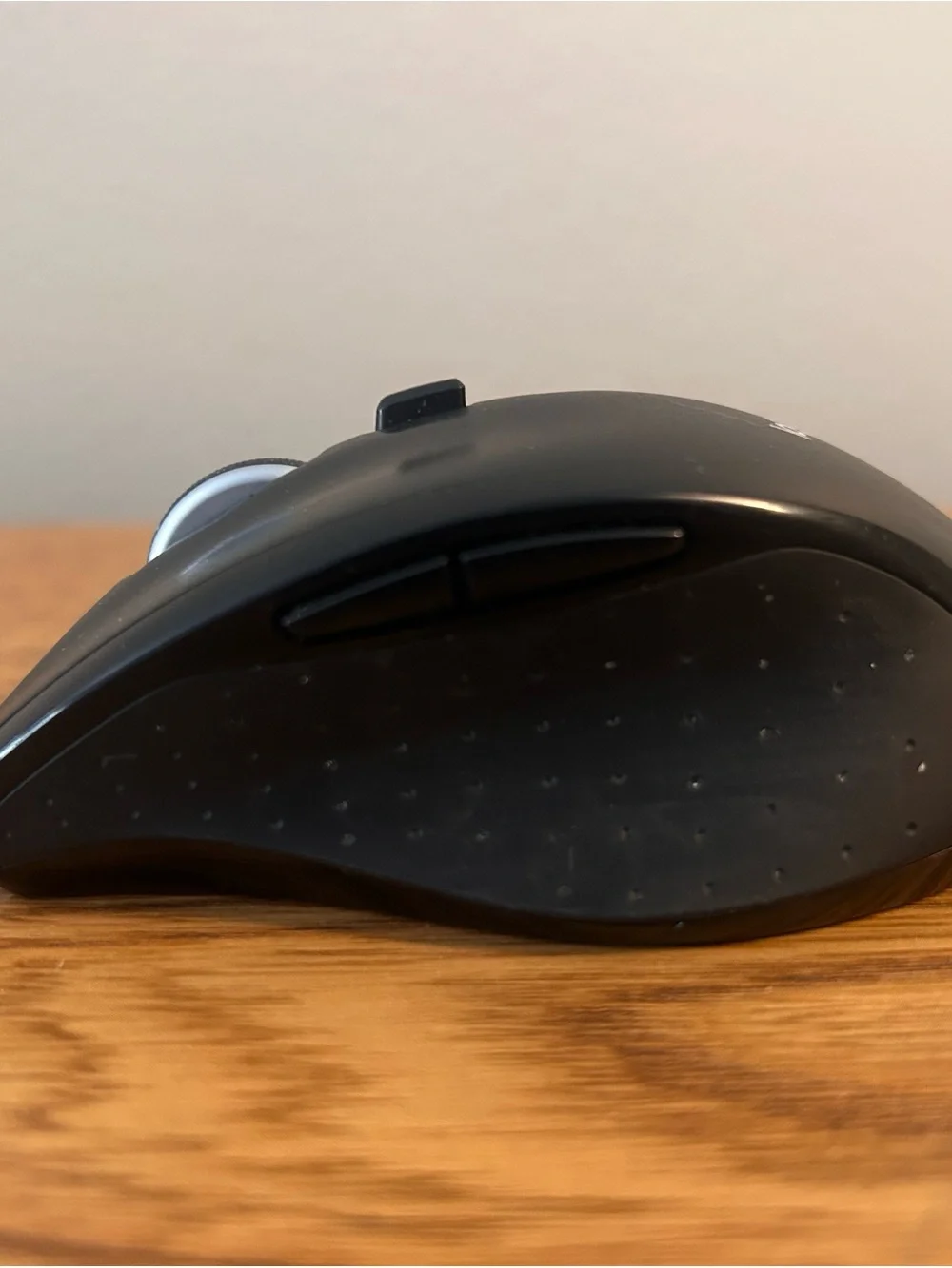 Logitech M705 Marathon Wireless Gaming Mouse